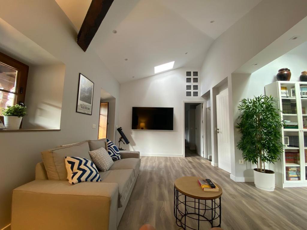 포사다 데 발데온 La Balconada De Valdeon 빌라 외부 사진