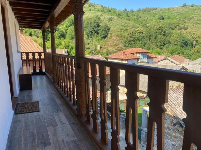 포사다 데 발데온 La Balconada De Valdeon 빌라 외부 사진
